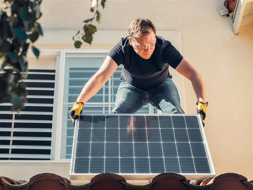 Sfeerbeeld bij Zonnepanelen op het dorpshuis